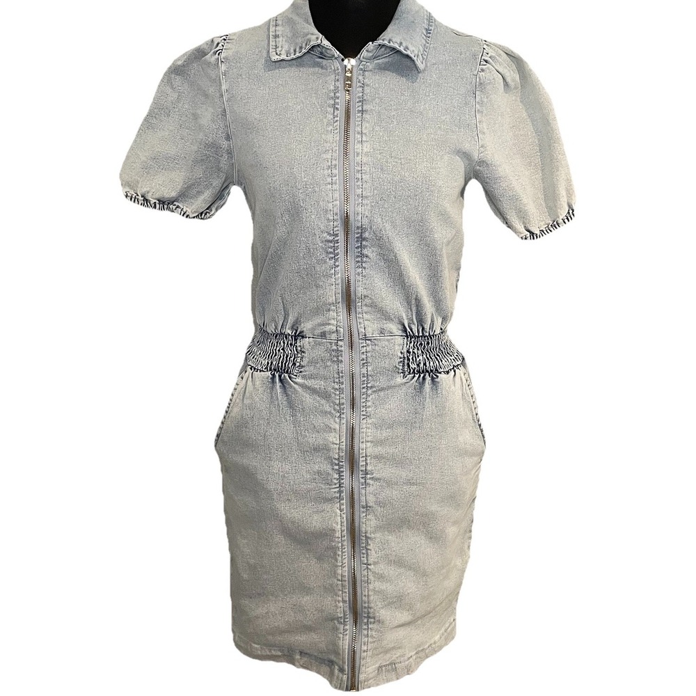 Blue Blush Light Wash Denim‎ Mini Dress Small Puff Sleeve Smocked Waiste Zip Up